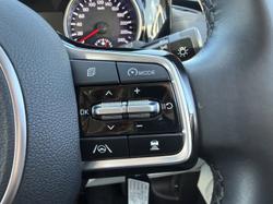 2023 Kia Carnival Si