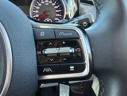 2023 Kia Carnival Si