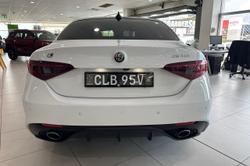 2017 Alfa Romeo Giulia Veloce