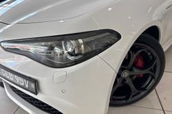 2017 Alfa Romeo Giulia Veloce