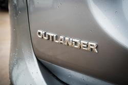2014 Mitsubishi Outlander ES