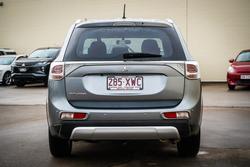 2014 Mitsubishi Outlander ES