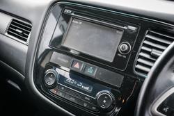 2014 Mitsubishi Outlander ES