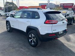 2015 JEEP CHEROKEE TRAILHAWK (4x4)
