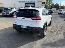2015 JEEP CHEROKEE TRAILHAWK (4x4)