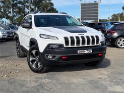 2015 JEEP CHEROKEE TRAILHAWK (4x4)