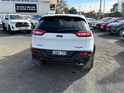 2015 JEEP CHEROKEE TRAILHAWK (4x4)