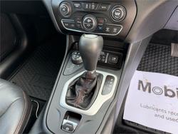 2015 JEEP CHEROKEE TRAILHAWK (4x4)