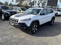 2015 JEEP CHEROKEE TRAILHAWK (4x4)
