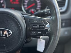 2016 Kia Carnival S