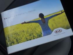 2016 Kia Carnival S