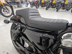 Harley-davidson 2012 HARLEY DAVIDSON 1200CC XL1200 Black