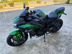 2025 Kawasaki Z H2 (ZR1000K) BLACK