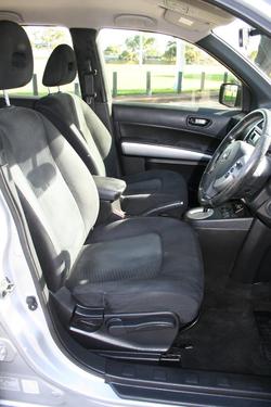 2013 Nissan X-TRAIL ST