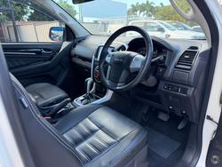 2019 Isuzu MU-X LS-T