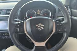 2014 Suzuki Swift GL Navigator