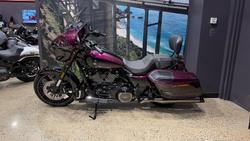 2025 Harley-Davidson CVO Street Glide 121 (FLHXSE) Touring