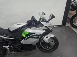 2024 Kawasaki NINJA E-1 SILVER