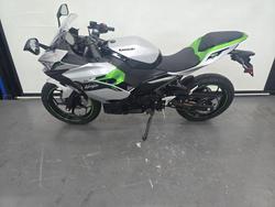 2024 Kawasaki NINJA E-1 SILVER