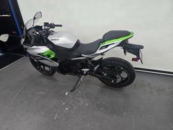 2024 Kawasaki NINJA E-1 SILVER