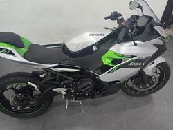 2024 Kawasaki NINJA E-1 SILVER