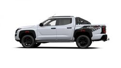 2025 Nissan Navara PRO-4X