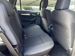 2025 Isuzu MU-X LS-M