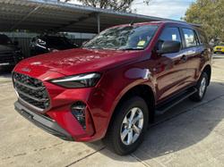 2025 Isuzu MU-X LS-M