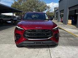 2025 Isuzu MU-X LS-M