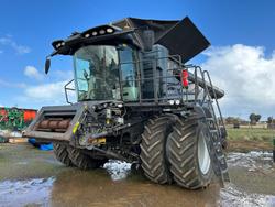 2019 MF Ideal 9 Harvester
