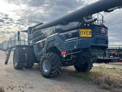 2019 MF Ideal 9 Harvester