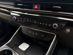 2026 Kia Carnival GT-Line HEV