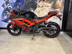 2014 Kawasaki NINJA 300 ORANGE