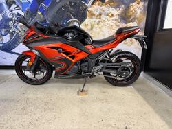 2014 Kawasaki NINJA 300 ORANGE