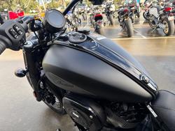 2026 Indian CHIEF BOBBER DARK HORSE TOURER