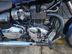 2007 Triumph AMERICA BLUE