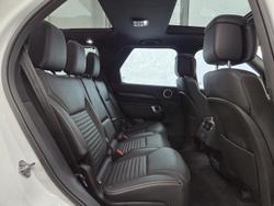 2025 Land Rover Discovery D350 Dynamic HSE