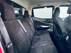 2020 Nissan Navara ST