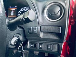 2020 Nissan Navara ST