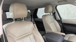 2020 Land Rover Discovery SD4 SE