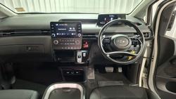 2022 Hyundai STARIA AWD