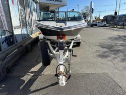 2016 Nautique Ski Nautique 200 Closed Bow