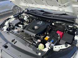 2023 Mitsubishi Triton GLX
