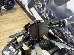 2025 Kawasaki Z900 (ZR900) WHITE