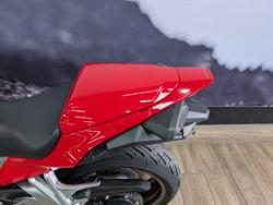 2014 Honda VFR800F (VFR800Fi) RED