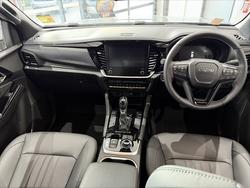 2025 Isuzu MU-X LS-T
