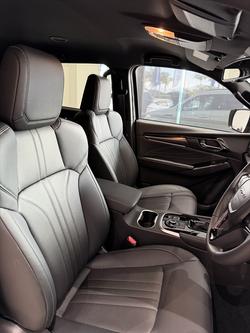 2025 Isuzu MU-X LS-T