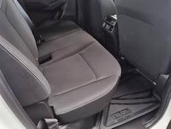 2025 Isuzu D-MAX SX MY24 4X4 Dual Range Mineral White