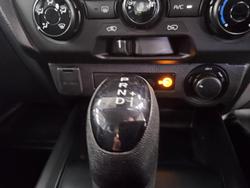 2025 Isuzu D-MAX SX MY24 4X4 Dual Range Mineral White