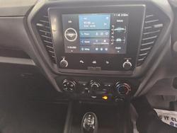 2025 Isuzu D-MAX SX MY24 4X4 Dual Range Mineral White